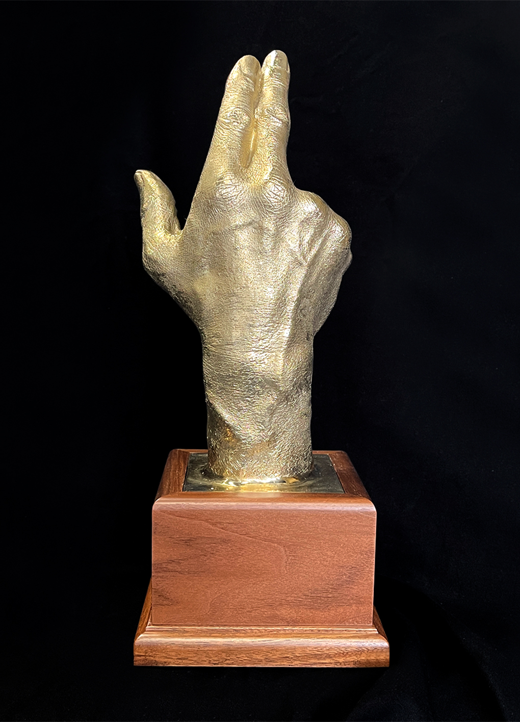 Masahiro Chono Hand Statue (1/1 scale) TEAM2000.ver